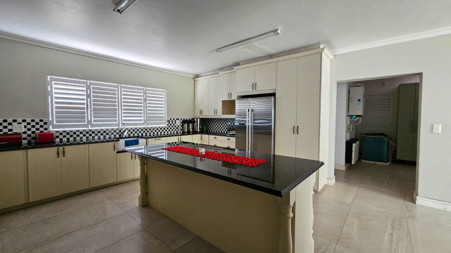 10 Bedroom Property for Sale in Parys Free State